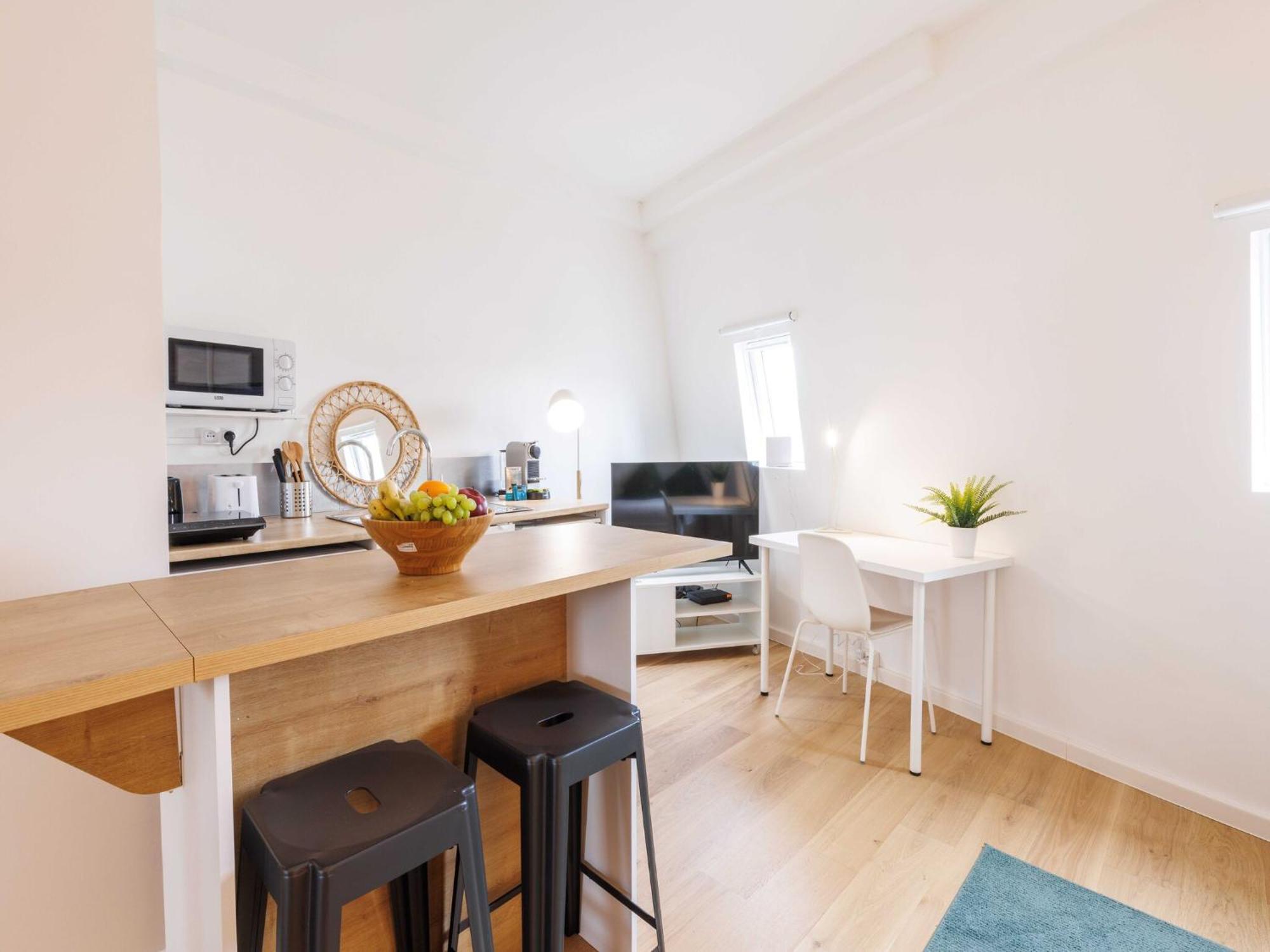 Appartement Charming - 9eme Arrd 2p - Grands Boulevards